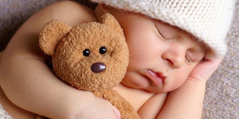 Parenting: Somnul bebelușului și al copilului mic